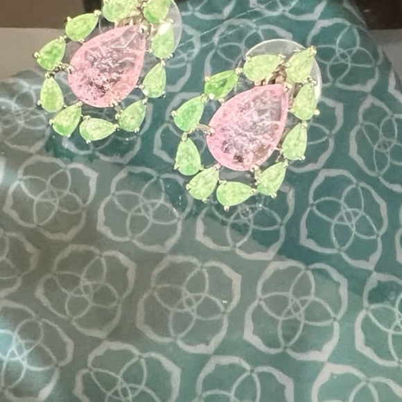 Gorgeous luminescent pastel color teardrop lab created crystals earrings - Picture 7 of 12